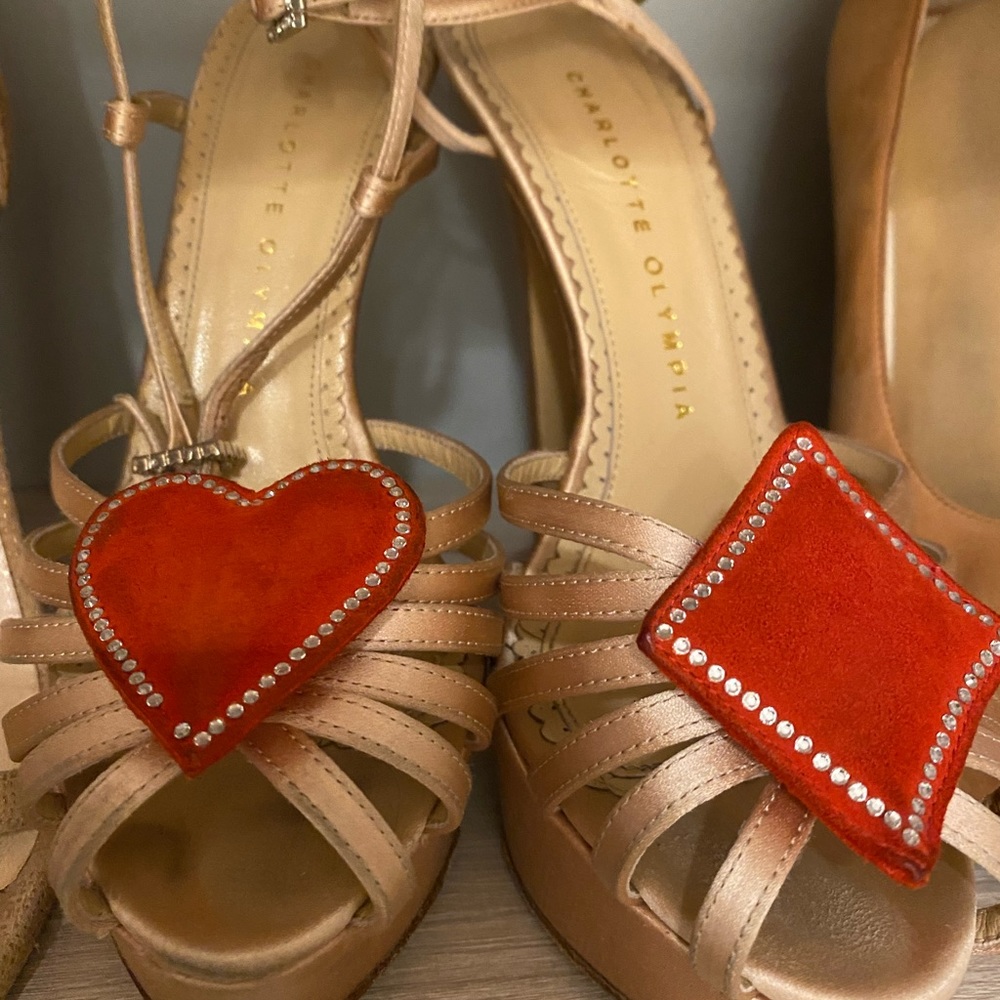 Charlotte Olympia heels with heart and diamond detail, size 7.5